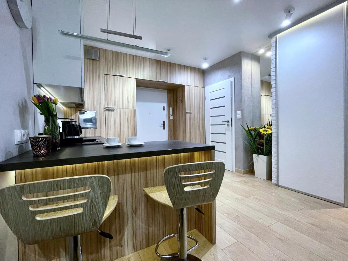 4Uapart-Apartment Suite Picasso シフィノウイシチェ エクステリア 写真